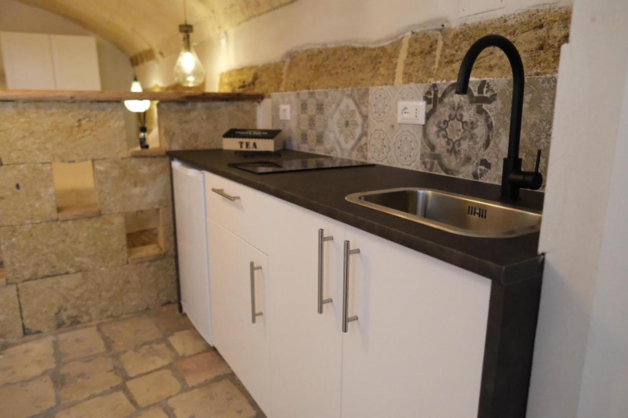 Vico Luxury Room Mesagne Εξωτερικό φωτογραφία
